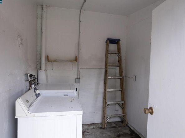 1538 Ashby, Berkeley CA 94703
