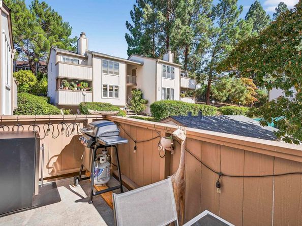 385 Camelback Rd 27, Pleasant Hill CA 94523
