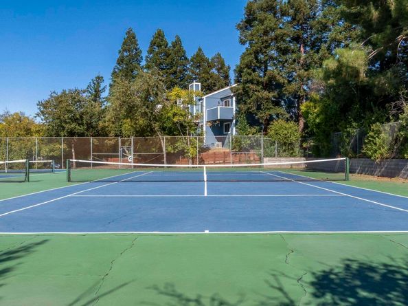 385 Camelback Rd 27, Pleasant Hill CA 94523