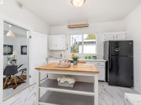 2406 10th, Berkeley CA 94710