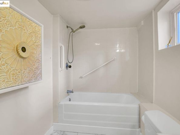 2406 10th, Berkeley CA 94710