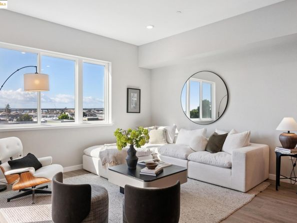 2400 Adeline ST 403, Oakland CA 94607