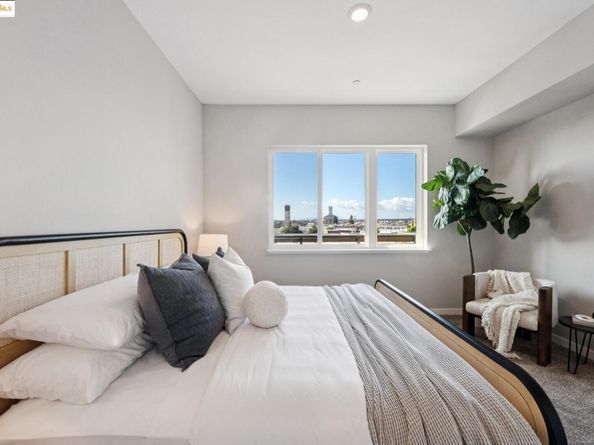 2400 Adeline ST 403, Oakland CA 94607