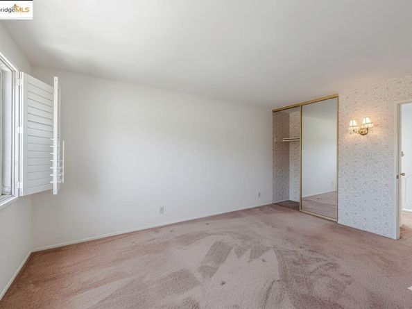 1160 Marianas Ln, Alameda CA 94502