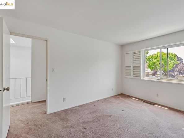 1160 Marianas Ln, Alameda CA 94502