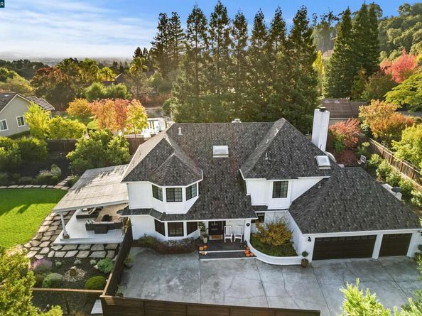 11 Silverhill Way, Lafayette CA 94549