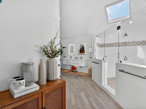 11 Silverhill Way, Lafayette CA 94549