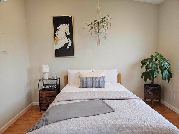 3847 Yorkshire St 8, San Leandro CA 94578