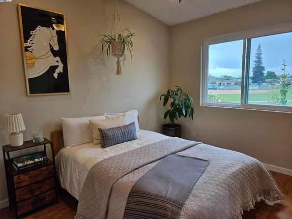 3847 Yorkshire St 8, San Leandro CA 94578