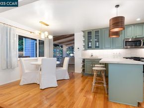 6701 Sobrante Rd, Oakland CA 94611