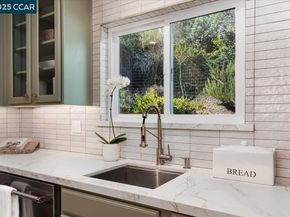 6701 Sobrante Rd, Oakland CA 94611