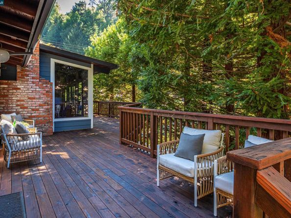 6701 Sobrante Rd, Oakland CA 94611