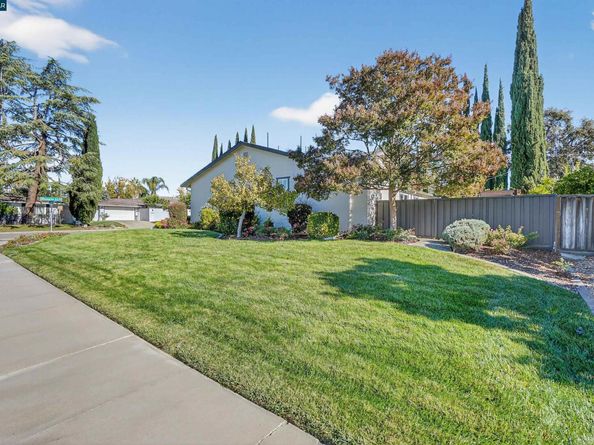 2365 Shannon Ln, Walnut Creek CA 94598