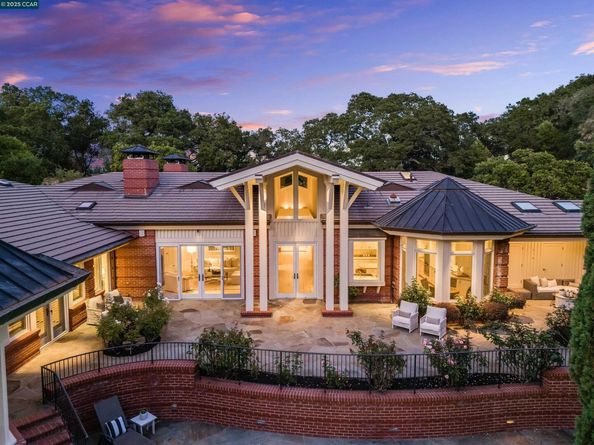 15 Orinda View Road, Orinda CA 94563