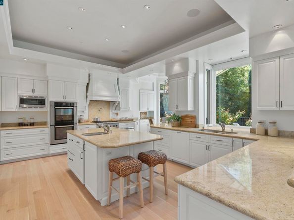 15 Orinda View Road, Orinda CA 94563