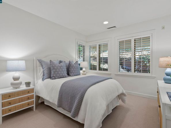 15 Orinda View Road, Orinda CA 94563