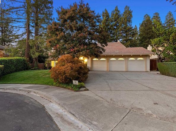 230 Heather Pl, Danville CA 94526