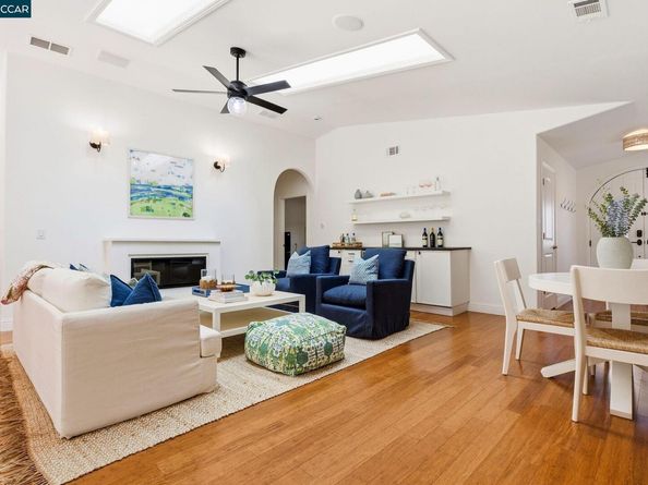 2643 Buena Vista Ave, Walnut Creek CA 94597