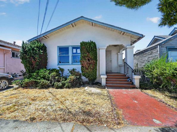 7015 Holly St, Oakland CA 94621