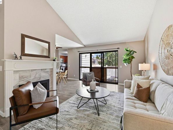 37200 Meadowbrook Cmn 203, Fremont CA 94536