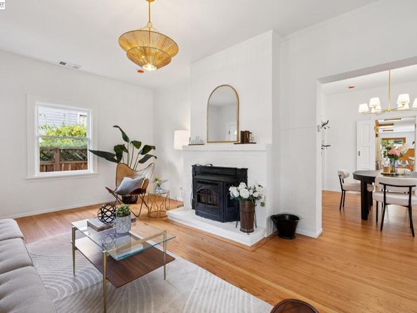 3287 Briggs Ave, Alameda CA 94501
