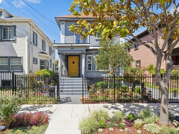 688 31St St, Oakland CA 94609