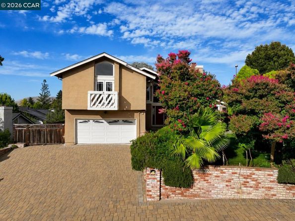 1325 New Hampshire Dr, Concord CA 94521