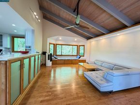 163 El Toyonal, Orinda CA 94563