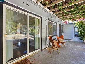8019 Sterling Dr, Oakland CA 94605