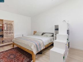 1522 Harmon St, Berkeley CA 94703