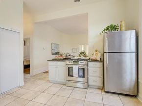 1522 Harmon St, Berkeley CA 94703