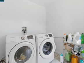 1522 Harmon St, Berkeley CA 94703