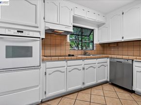 19762 Hathaway Ave, San Lorenzo CA 94541