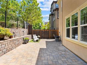 3207 Vittoria Loop, Dublin CA 94568