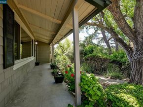 861 Holly Hill Dr, Walnut Creek CA 94596