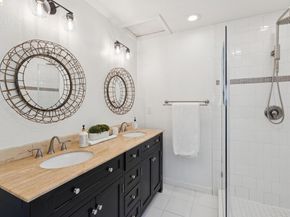 2170 Arrowhead Dr, Oakland CA 94611