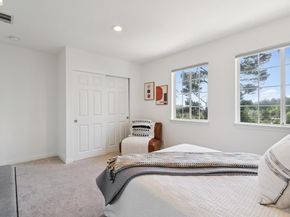 2170 Arrowhead Dr, Oakland CA 94611