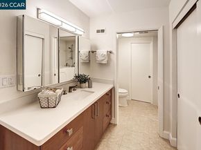 1345 Singingwood Ct 8, Walnut Creek CA 94595