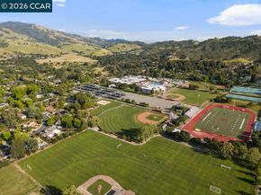 2866 Bowling Green Dr, Walnut Creek CA 94598
