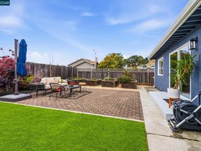 1172 Peralta Rd, Pacifica CA 94044