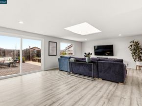 1172 Peralta Rd, Pacifica CA 94044