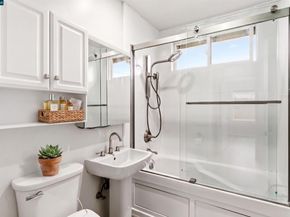 1172 Peralta Rd, Pacifica CA 94044
