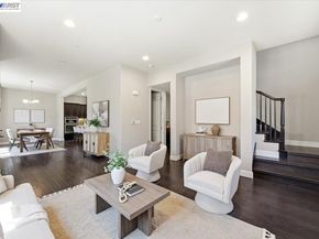 4360 Panorama Dr, Dublin CA 94568