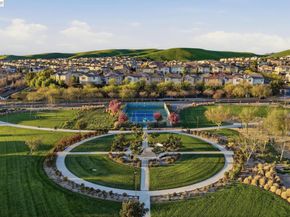 4360 Panorama Dr, Dublin CA 94568
