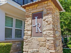 4360 Panorama Dr, Dublin CA 94568
