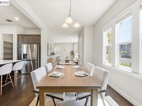 4360 Panorama Dr, Dublin CA 94568