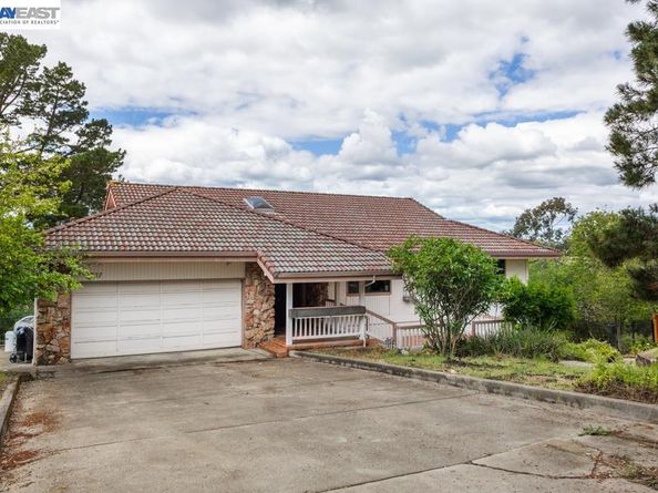 6727 Sunnyslope Ave, Castro Valley CA 94552
