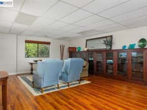 6727 Sunnyslope Ave, Castro Valley CA 94552
