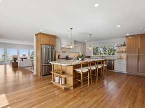 246 Pershing Dr, Oakland CA 94611