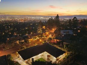 246 Pershing Dr, Oakland CA 94611